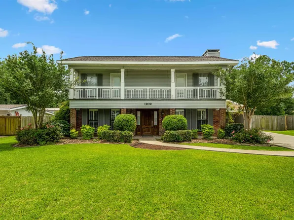 1909 Wilmax St, Lake Charles, LA 70605