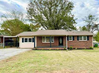 111 High Point Ave, Muscle Shoals, AL 35661