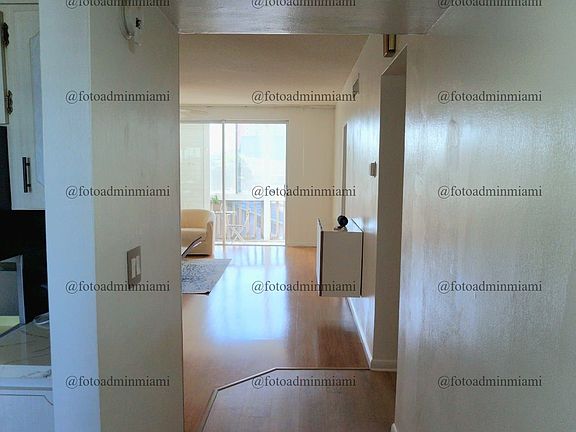 3rd image of 1481 NE Miami Gardens Dr APT 361