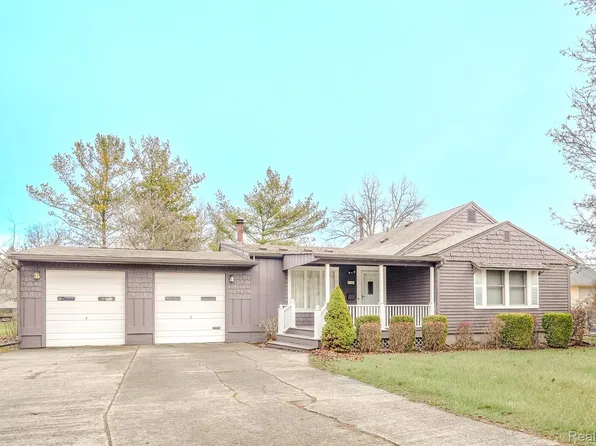 29157 Sheeks Blvd S, Flat Rock, MI 48134