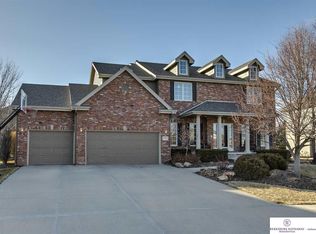 5616 N 162nd St, Omaha, NE 68116