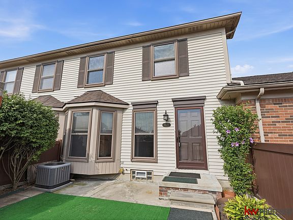 4th image of 41379 Southwind Dr