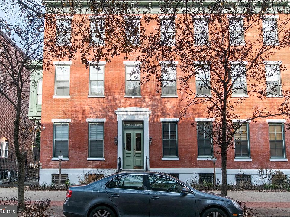 1st image of 1705-11 Green St #1711E
