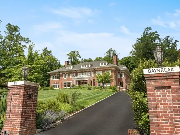 88 SOUTH MOUNTAIN AVENUE, Montclair Twp., NJ 07042