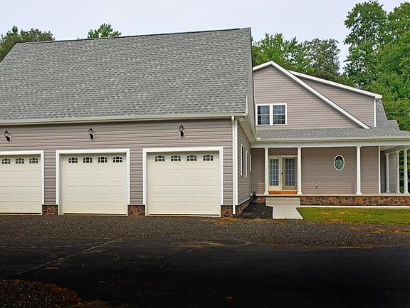 4th image of 4700 Seashore Hwy