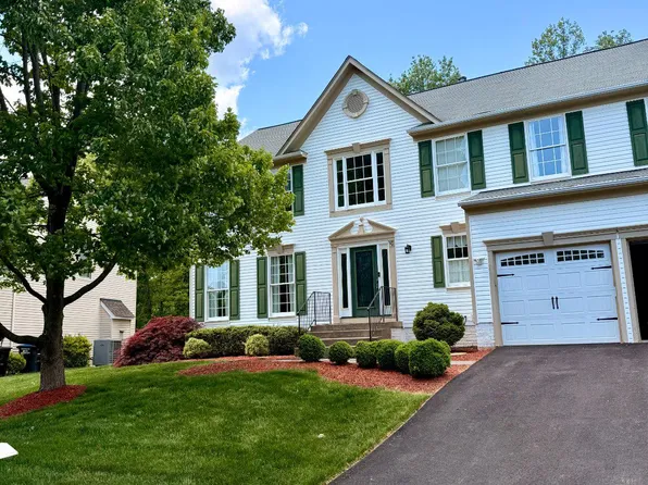 10 Oxen Ct, Stafford, VA 22554