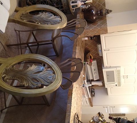 2nd image of 400 Robin Hood Cir Unit 101