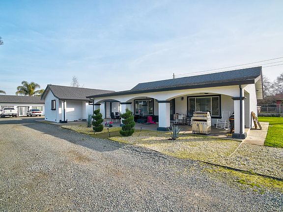 2nd image of 8567 Bradshaw Rd