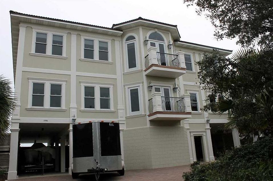2nd image of 1556 Seaside Dr