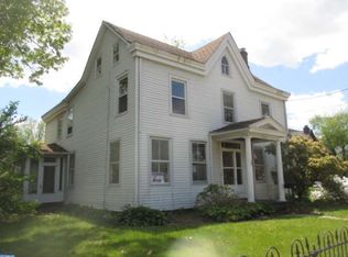 142 Warren St, Beverly, NJ 08010