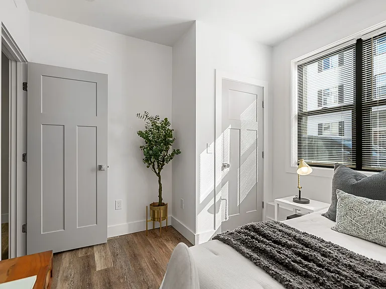 181 Bennington St #1 — Photo 24