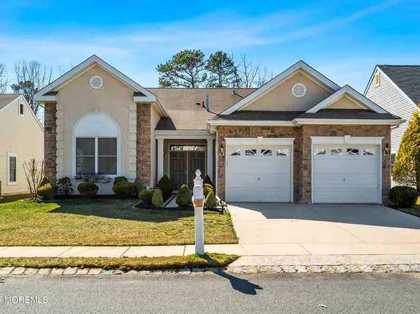 34 Medinah Court, Jackson, NJ 08527