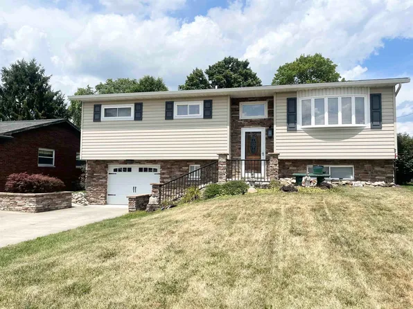 111 Billie Joy Dr, South Pt, OH 45680