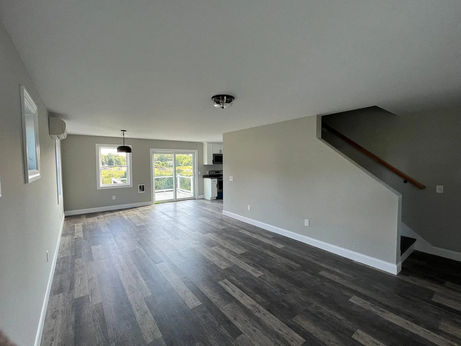 3 bed, 2.5 bath, 1500 sqft, $3,100 — Photo 4