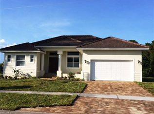 72 Tahiti Rd, Marco Island, FL 34145