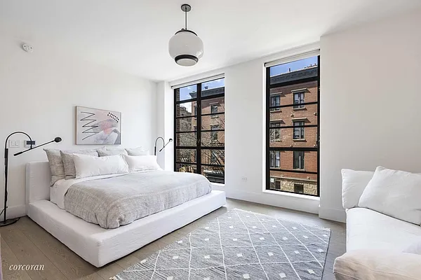 Sold by Corcoran | media 21