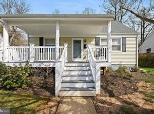 813 Templecliff Rd, Baltimore, MD 21208