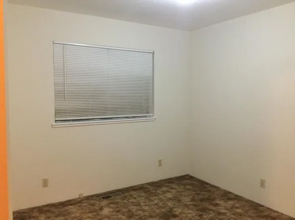 44 W 10th St, Reno, NV 89503