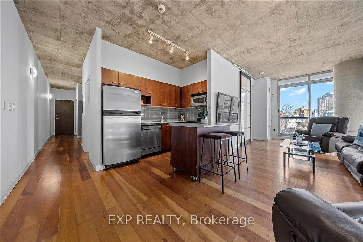 1 bed, $2,200 — Photo 2