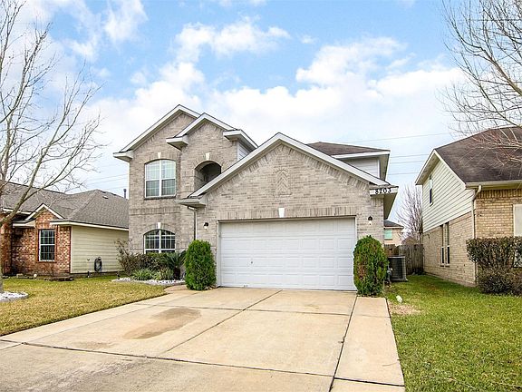 3rd image of 8203 Sugar Cane Dr