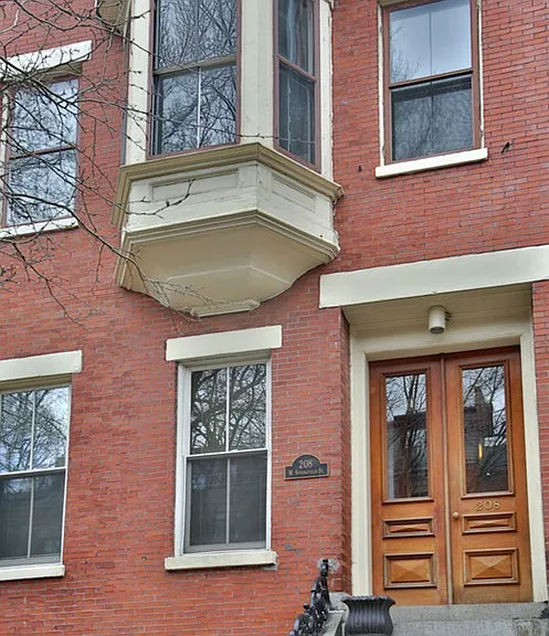 208 W Springfield St #3 — Photo 5