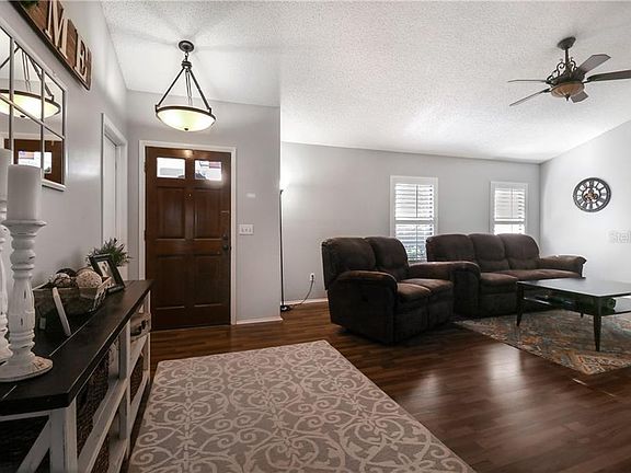 4th image of 503 N Sundance Dr