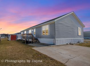 61 Saint Pauls Dr, Bourbonnais, IL