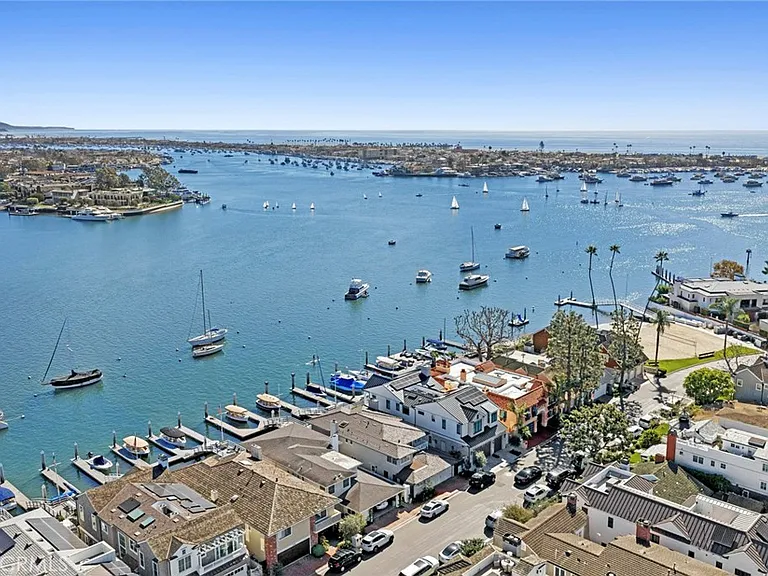 2732 Bayshore Dr — Photo 44