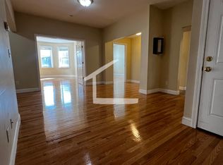 43 Saint Marys St #2, Brookline, MA 02446