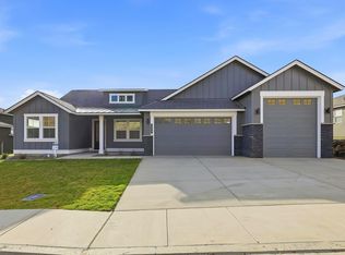 353 Ascend Ave, Richland, WA 99352