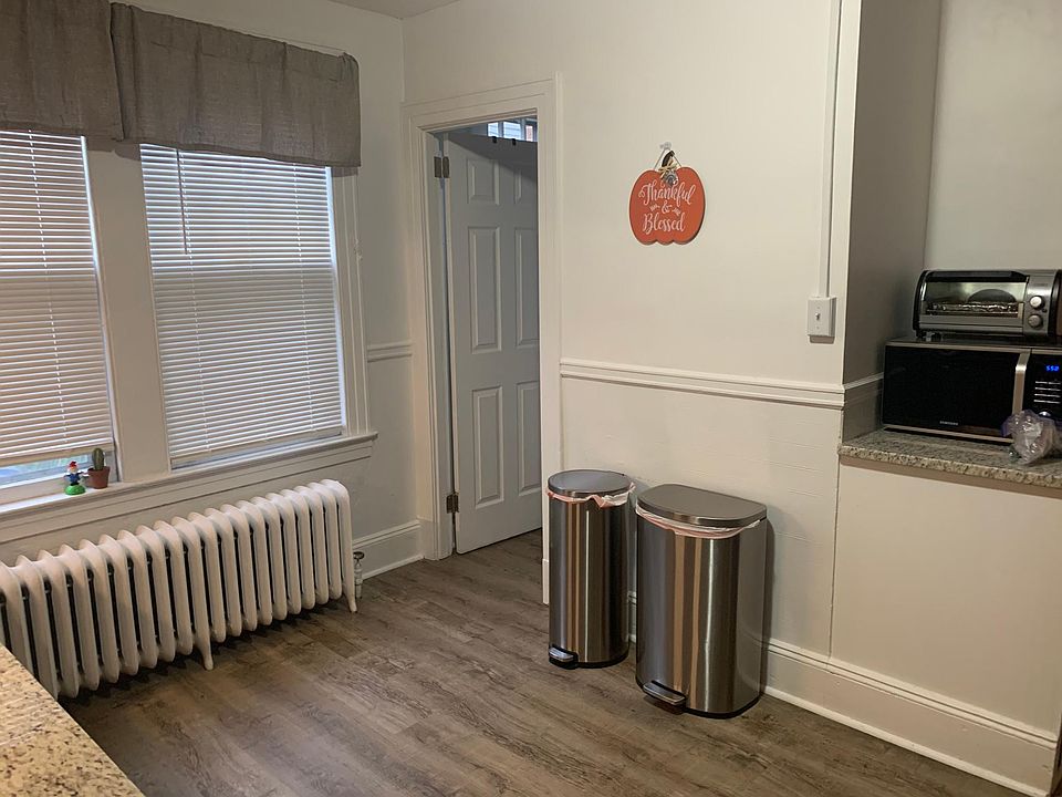 Spacious kitchen with large walk in pantry