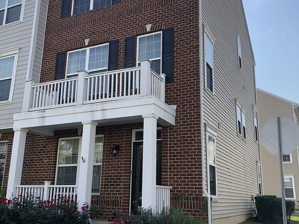 1st image of 1147 Clemson St