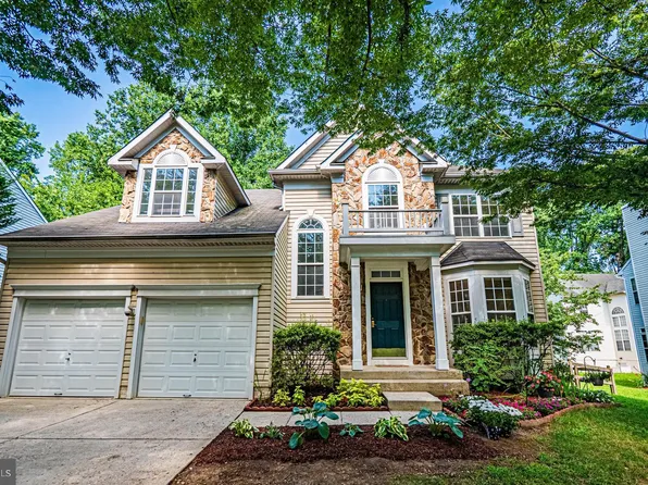 8002 Sanctuary Ct, Laurel, MD 20724