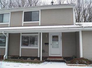 121 Norwich Dr, Rochester, NY 14624