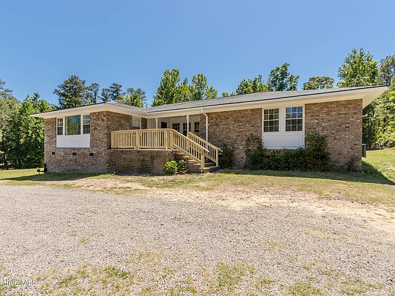 2nd image of 1221 Lakeview Drive