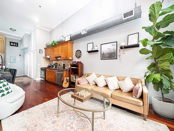 4th image of 515 Manila Ave APT 4L