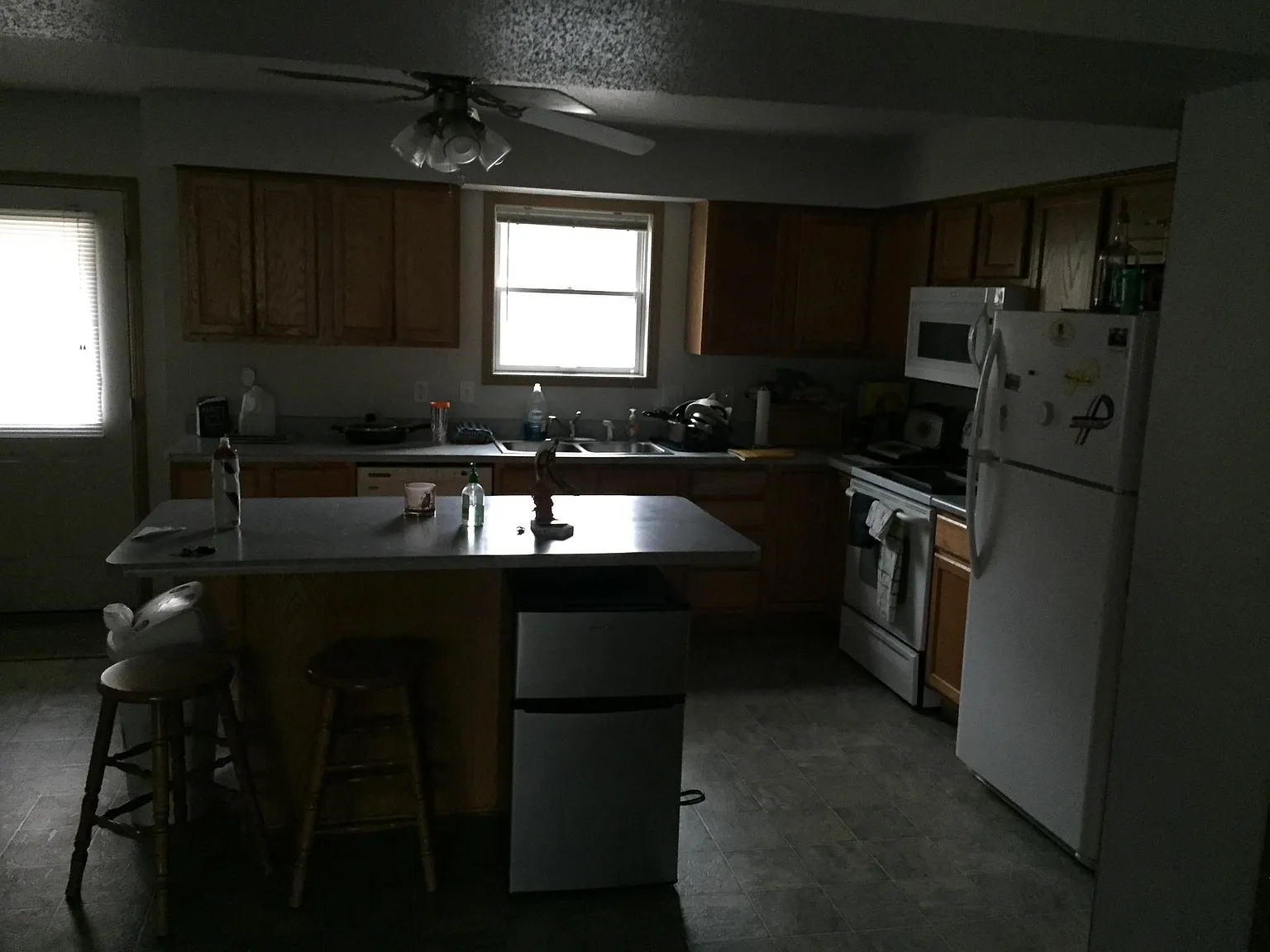 950 E Jefferson St — Photo 3