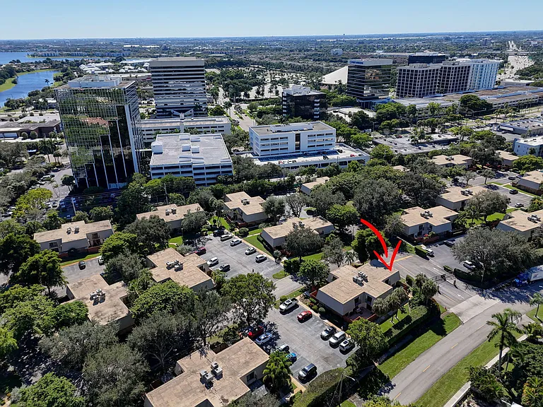 1700 Embassy Dr #103 — Photo 63