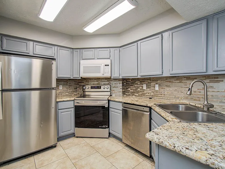 10555 Turtlewood Ct #2802 — Photo 15