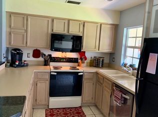 718 Kensington Lake Cir, Brandon, FL 33511