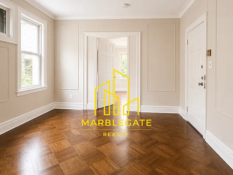 45-47 Fuller Pl #22R — Photo 4