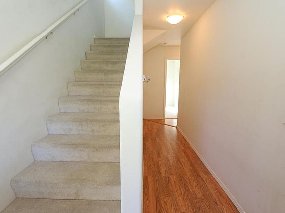 3rd image of 17390 Ironwood Pl #91