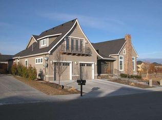 647 S Crosstimber Ave, Meridian, ID 83642