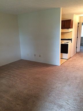 2nd image of 1566 Coventry St APT 6