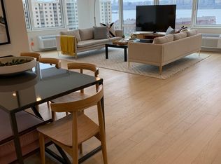 7978 River Rd #7601, North Bergen, NJ 07047