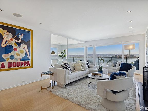 5th image of 1440 Montgomery St APT 32