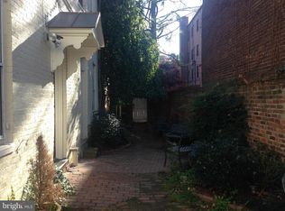 608 Cameron St #B, Alexandria, VA 22314