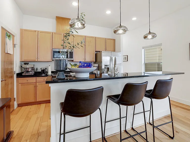 2209 Thornton Rd #A — Photo 11