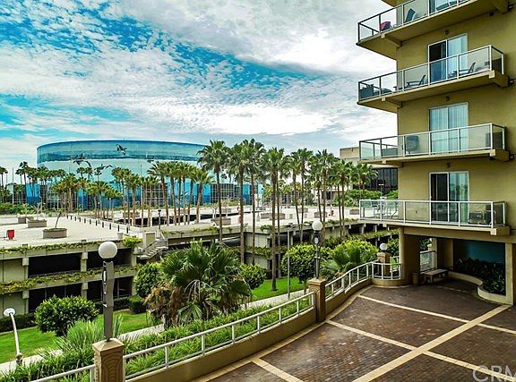 2nd image of 488 E Ocean Blvd Unit 210