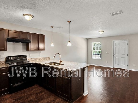4th image of 8421 McGirts Village Ln